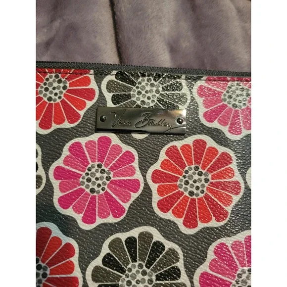 Vera‎ Bradley Wristlet Clutch Zip Pouch Cosmetic Bag Floral Red Pink Black - Picture 4 of 4
